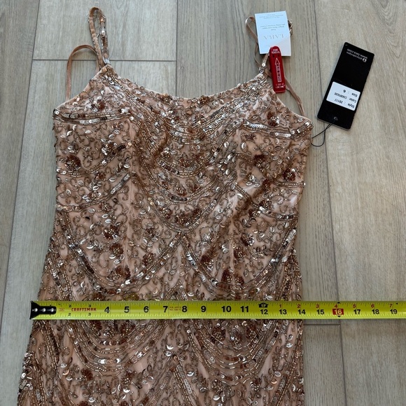 Lara Scoop Neck Beaded Elegant Sequin Prom MOB Evening Gown Blush Women’s 6 NEW - Picture 13 of 16